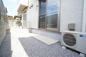 Ｑｕｅｅｎ　Ｆｉｅｌｄ 102号-11