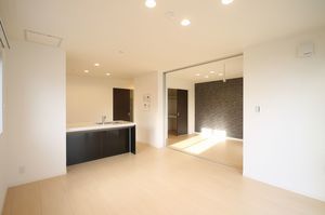 オークヒルズさいたま新都心 303号-4