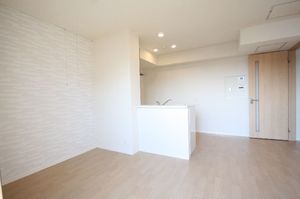 アルカディアⅠ番館 302号-4