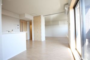 アルカディアⅠ番館 302号-5