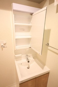 アルカディアⅠ番館 302号-9