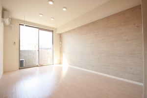 サリュート　Ⅱ 102号-2