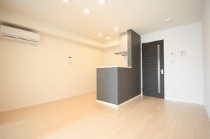 シャンゼリゼ大宮 I 303号-2