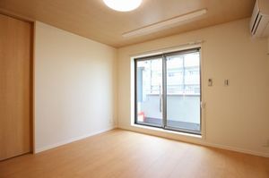 メゾン・エスポワール 301号-8