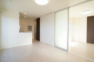 レジデンス ソレイユ 302号-2