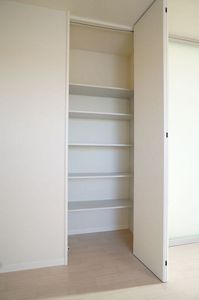 レジデンス ソレイユ 302号-3