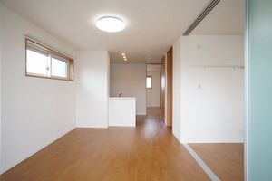 ヴィラ・エテルナ 303号-4