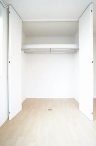 カーサ　ド　マリソル 201号-6