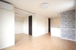 ノイエ ヴェルト 101号-3