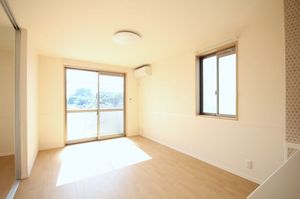 ノイエ　ヴェルト 203号-2