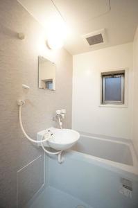 リナ　シャンテ 101号-7