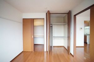 メゾン・ド・ピエール 203号-3