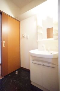 メゾン・ド・ピエール 203号-8