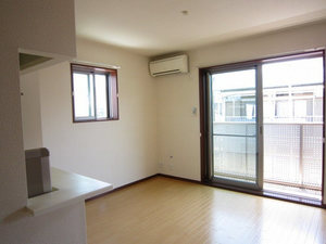 メゾン・ド・ポワン 201号-4