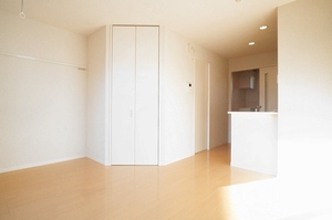 東屋　輝 102号-2