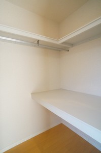 東屋　輝 102号-5