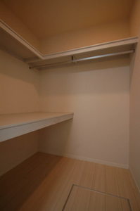 セントルーガ西青木 105号-8