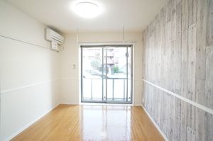 パル南鳩ヶ谷 102号-3