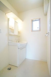 リヴィエールコートＢ 203号-5