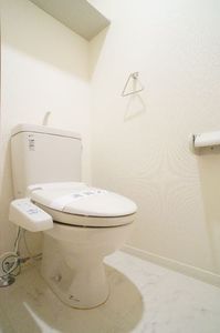 ファースト　プレイス 101号-8