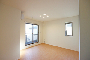 シャーメゾンU 302号-7