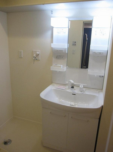 マンション鷹の巣(A) 203号-9