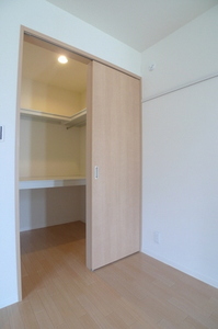 エトワールイースト弐番館 203号-7