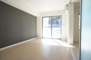 フォレーヌ壱番館 105号-2