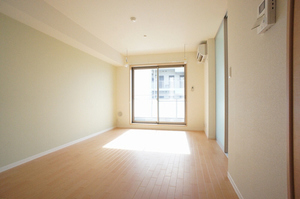 フォレーヌ壱番館 301号-3