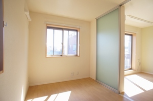 メゾン・クレール 203号-2