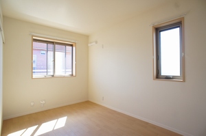 メゾン・クレール 203号-4