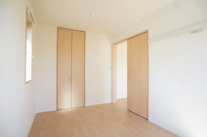 メゾン・クレール 203号-5