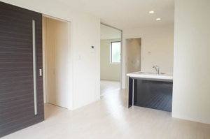 フェニックス東川口 101号-2