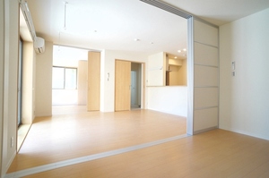 プレミアス・スクエア 102号-3