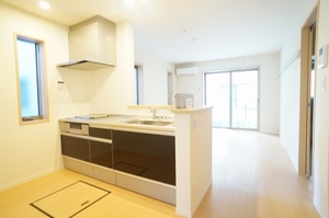 プレミアス・スクエア 105号-3