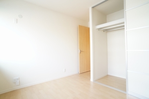 アヴェニール コート 101号-7