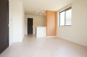 ルミ・ソレイユ 102号-3