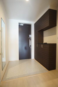 セントリヴィエ東川口 206号-11