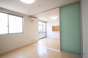 ウィステリア中央 102号-4