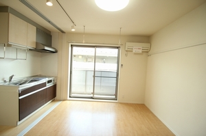 aile KOMAZAKI 202号-2