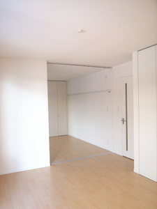 ピュア・ウィステリア 102号-4