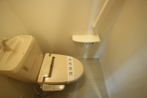 フィオーリ 302号-2