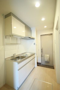 サンコーハイツ　Ⅲ 102号-5