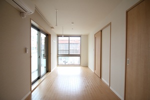 メゾン・ド・ソレイユ 305号-2