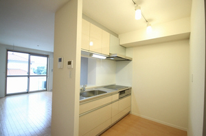 フォレナメゾン A 202号-4