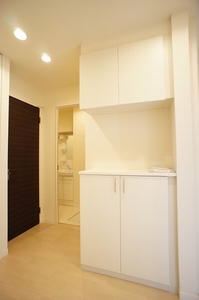 リリー　レジデンス 101号-3