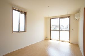 メゾン・ド・ローリエ　Ⅴ 101号-2