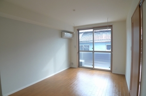 リジェールＣ 102号-2