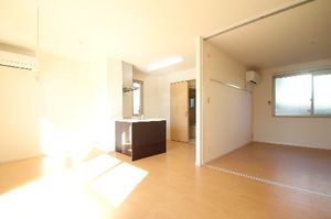 サン　グリシーヌ 102号-2