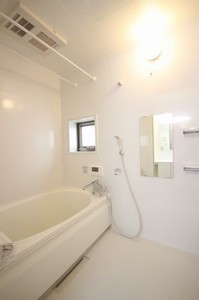 シャーメゾン　ノースリバー 202号-10